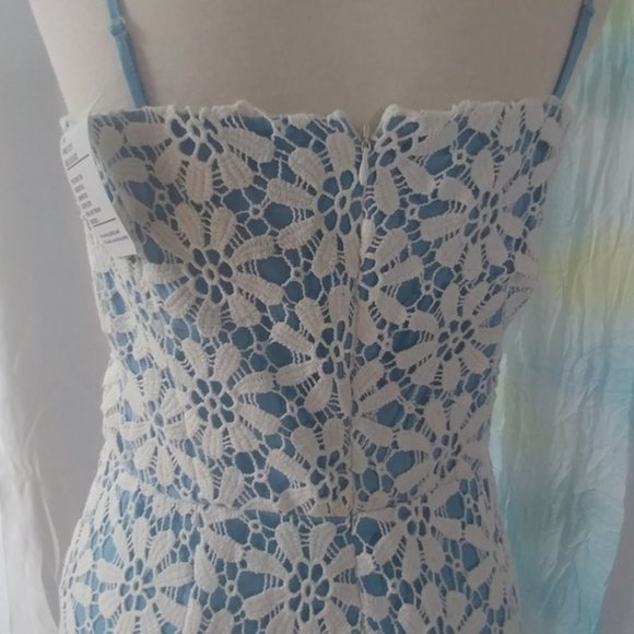 Venus removable strap dress (NWT) - Picture 3 of 16